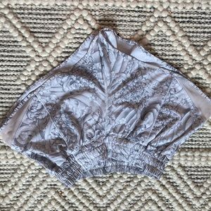 lululemon hotty hot shorts